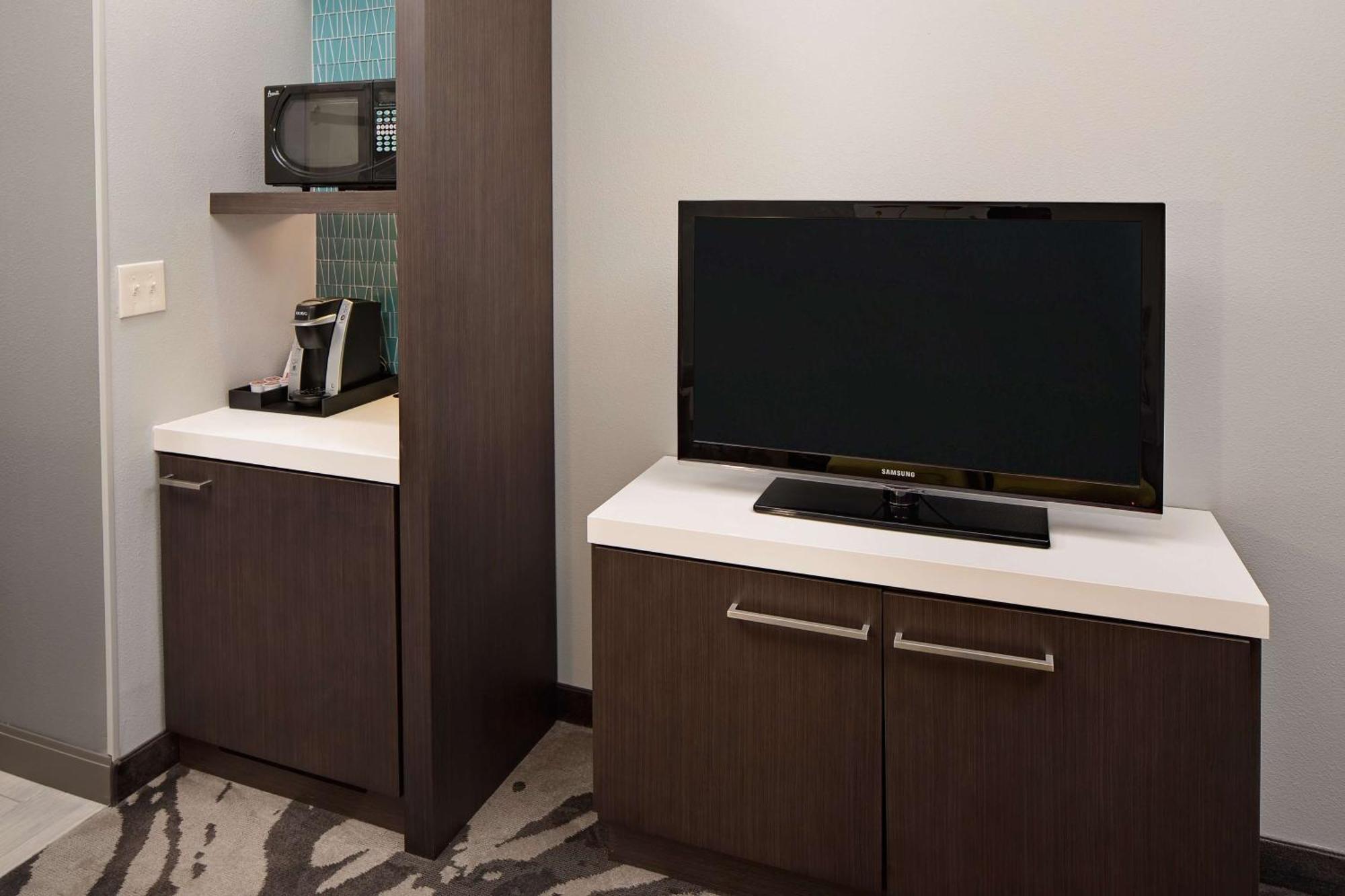 Hilton Garden Inn Dfw Airport South Irving Ngoại thất bức ảnh